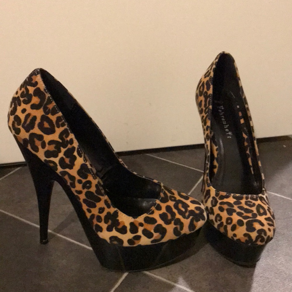 Fahrenheit black and cheetah heels